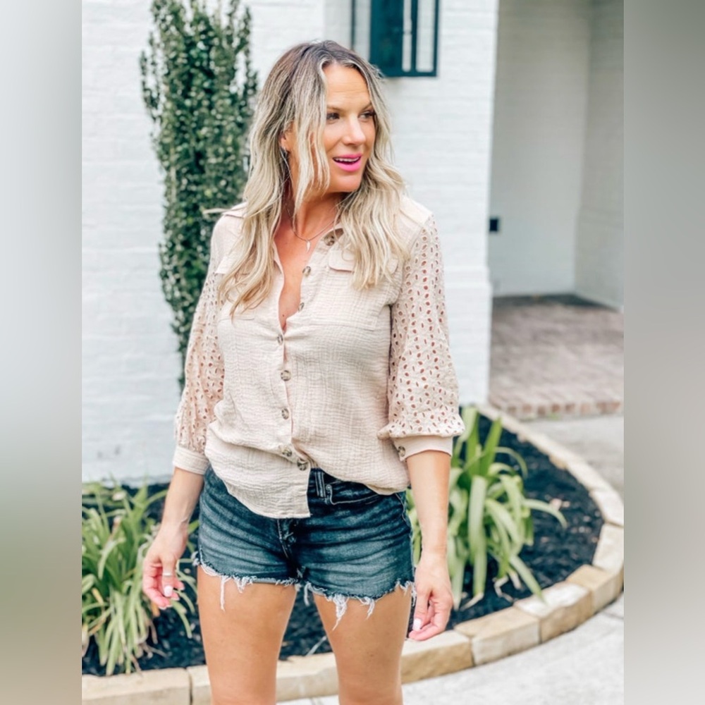 Women's Cream Button-Up Blouse